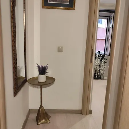 Libra Luxury Maisonette!